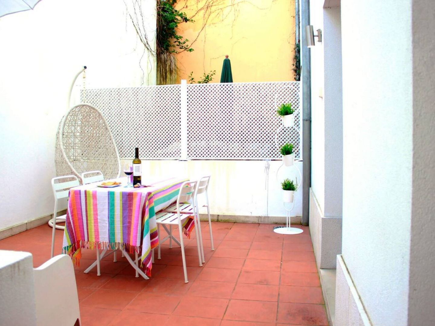 Joivy Modern 1-Bed Apt With Terrace, Moments From Sao Bento Palace Lisboa Eksteriør billede