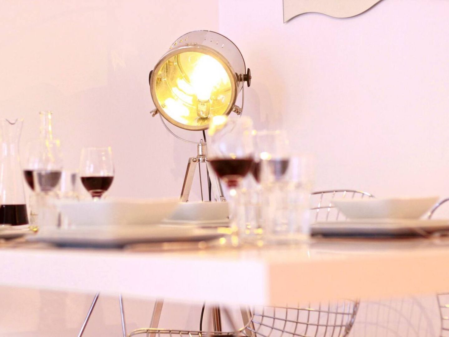 Joivy Modern 1-Bed Apt With Terrace, Moments From Sao Bento Palace Lisboa Eksteriør billede